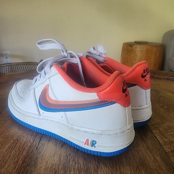 Nike Air Force 1 LV8 GS Offset Swoosh White Red Blue DX1787-100 Kids 4Y - Picture 6 of 15